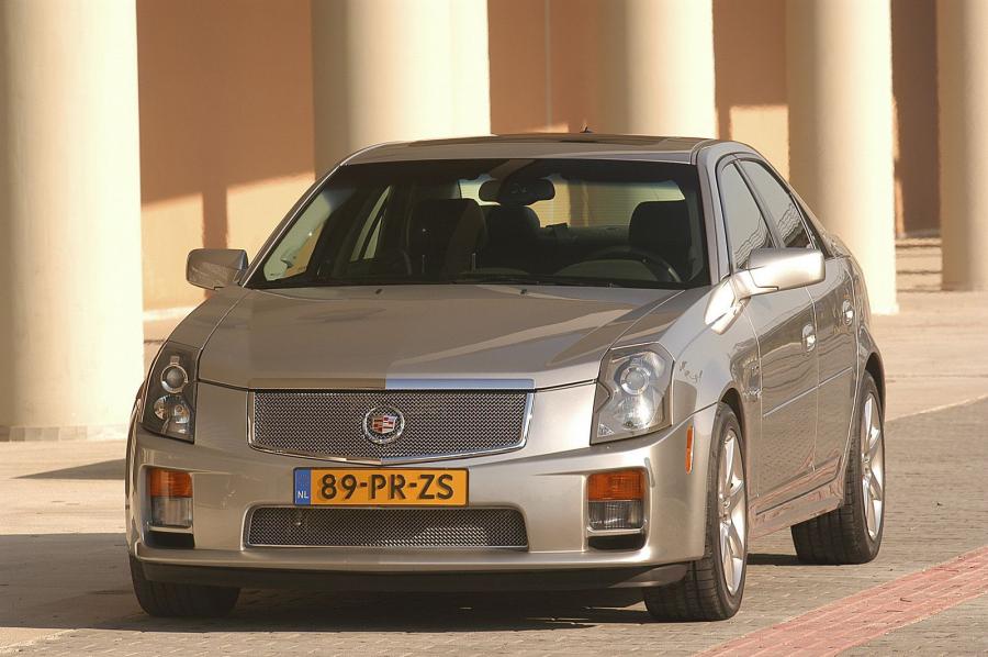  Cadillac CTS-V Coupe 2010 года  (фото 97 из 315)